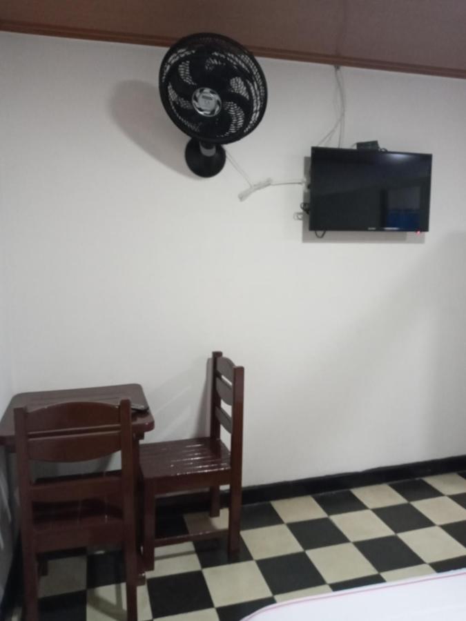 Hospedaje Santa Barbara Буга Екстериор снимка