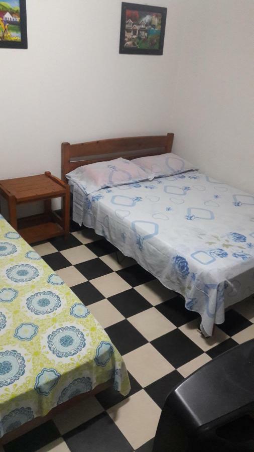 Hospedaje Santa Barbara Буга Екстериор снимка