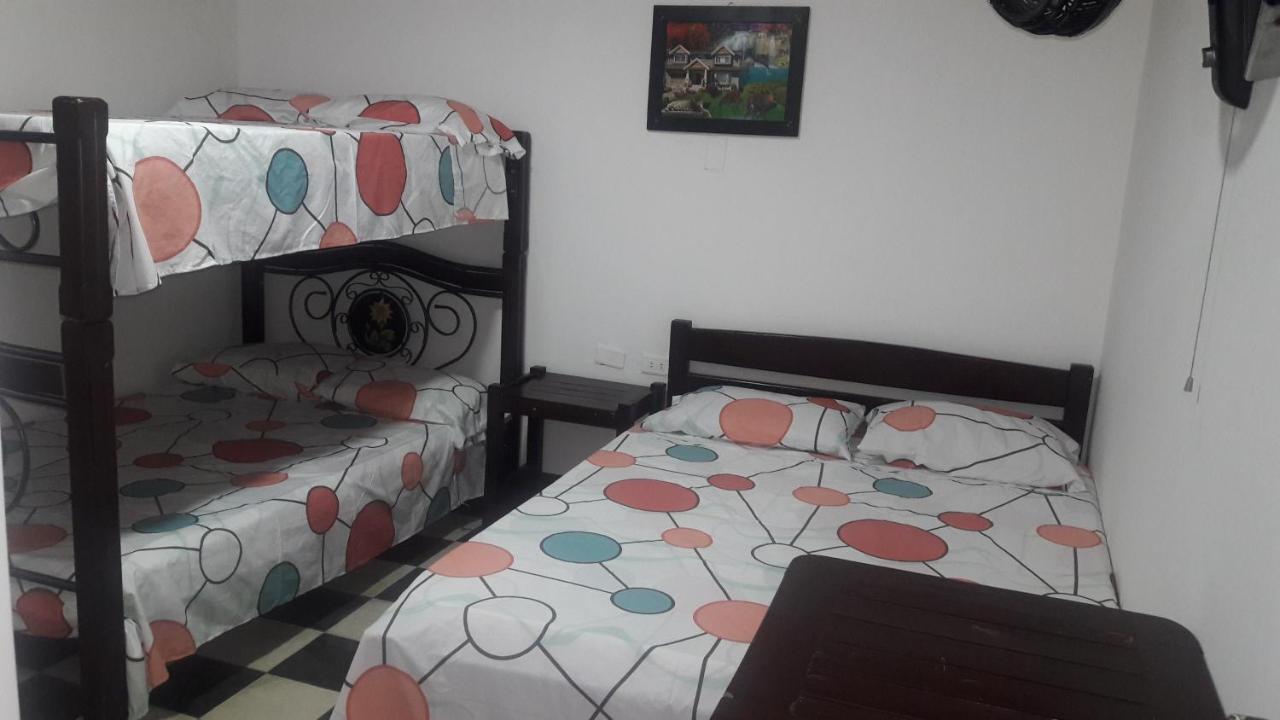Hospedaje Santa Barbara Буга Екстериор снимка